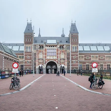 Vondelpark Luxury Апартаменты Амстердам