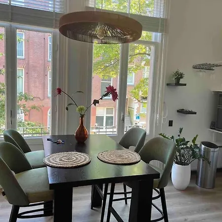 Апартаменты Vondelpark Luxury *