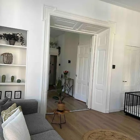 Vondelpark Luxury Апартаменты *