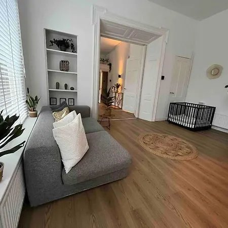 Vondelpark Luxury Апартаменты